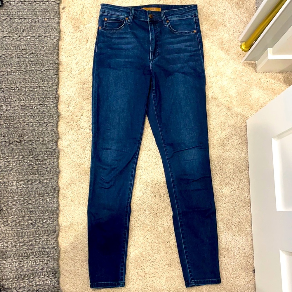 Joe’s “The Charlie High Rise Skinny” jean size 27